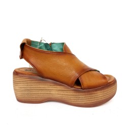 Sandal by Felmini